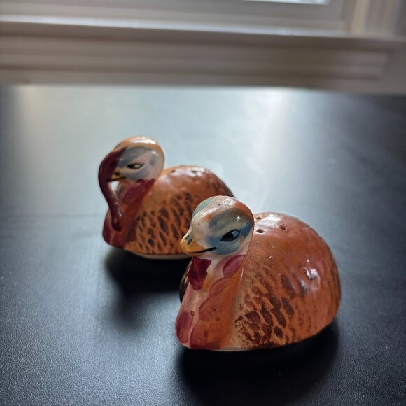 Vintage Other - turkey salt and pepper set